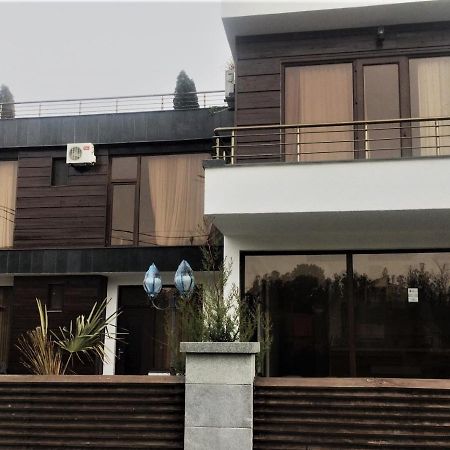Aparthotel Family 乌雷基 外观 照片
