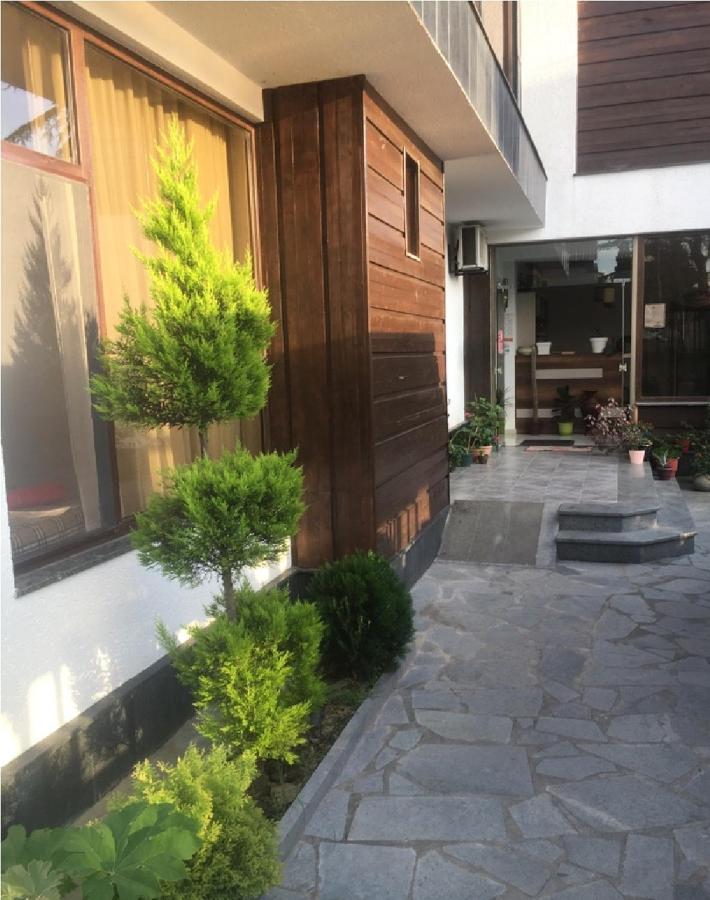 Aparthotel Family 乌雷基 外观 照片