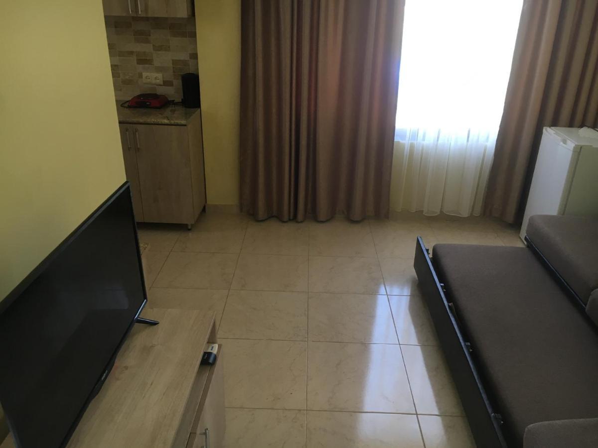 Aparthotel Family 乌雷基 外观 照片
